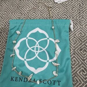 Kendra Scott pearl necklace
